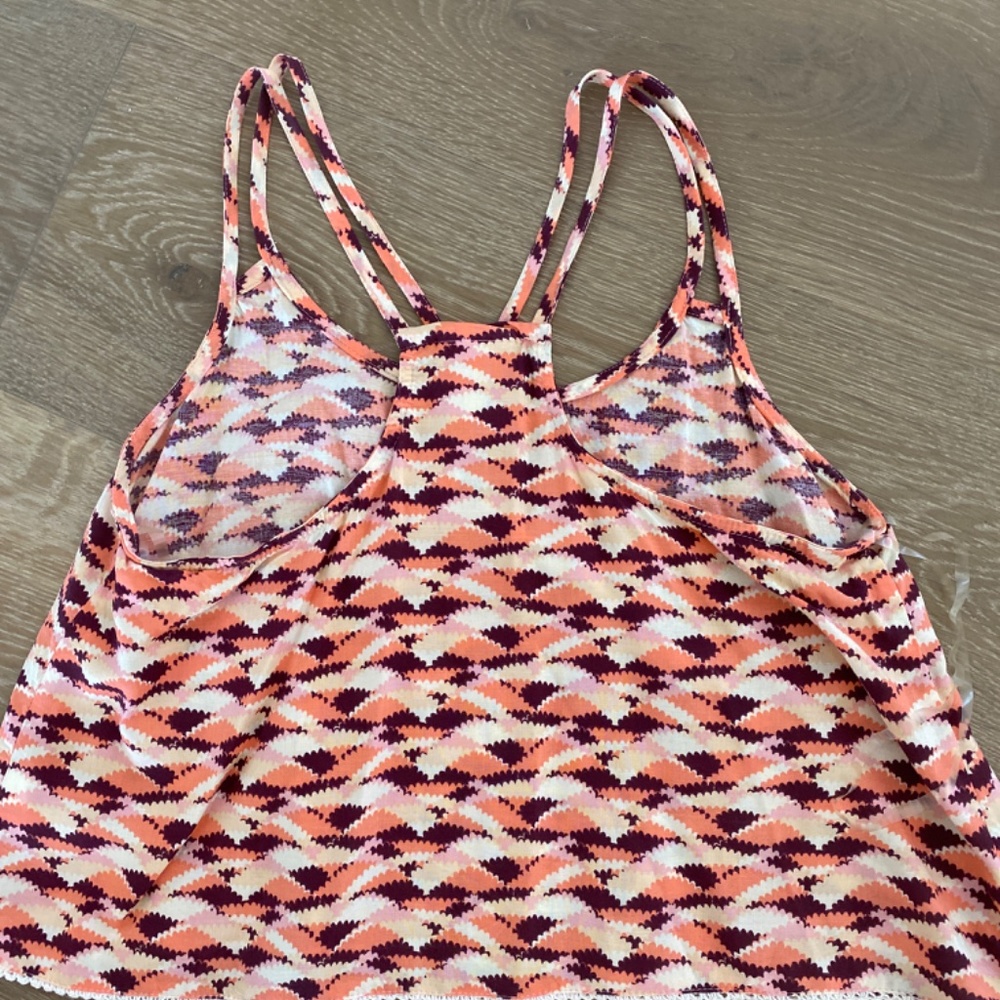 Mossimo Crop Top - Picture 4 of 4